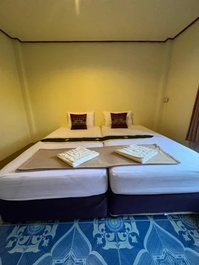 标准双人或双床间 — Baan Klong House